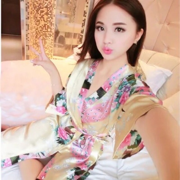 Silk Cove ups - Picture 5 of 11